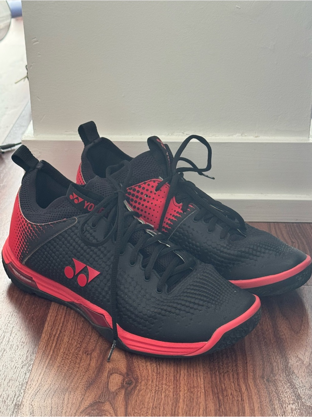 Yonex Power Cushion Eclipsion Z Men's Badminton Court Shoe - US 10.5 - Black/Red